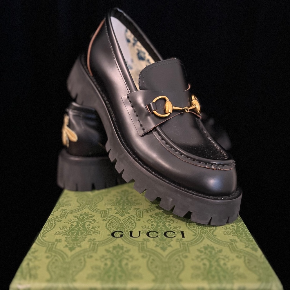 GUCCI Leather Lug Sole Horsebit Loafers EU 40 - Like New!